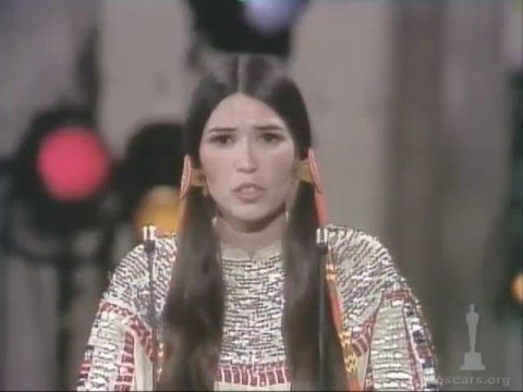 مارلون براندو Oscar® برنده برای "پدرخوانده"