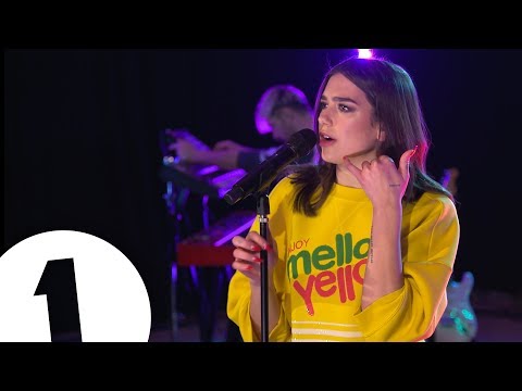 Dua Lipa - قوانین جدید در سالن زنده