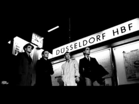 Kraftwerk - ترانس اروپا اکسپرس (1977)