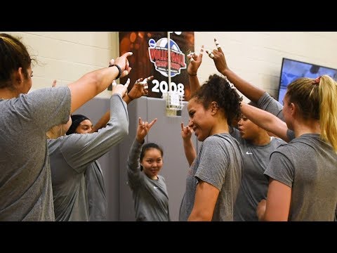 Longhorns تگزاس والیبال پیش نمایش سفر اروپا [May 22, 2018]