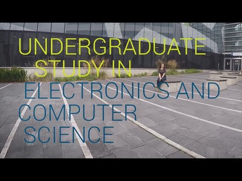 مطالعه در مقطع کارشناسی در الکترونیک و علوم کامپیوتر