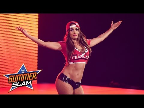 نیکی بلا باعث تعجب خود بازگشت: 2016 SummerSlam تنها در کشتی کج شبکه