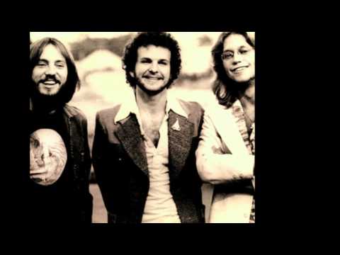 امریکا - مرد قلع (w / شعر)