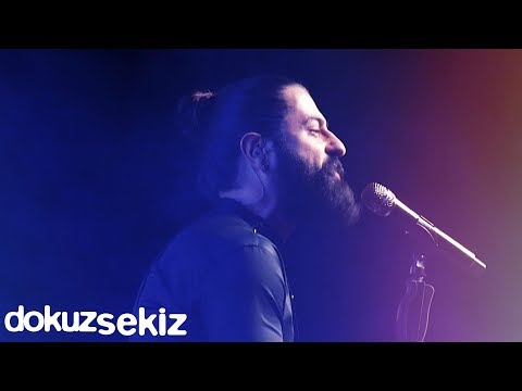 Koray Avcı - Adaletin بو مو Dünya (ویدئو رسمی)